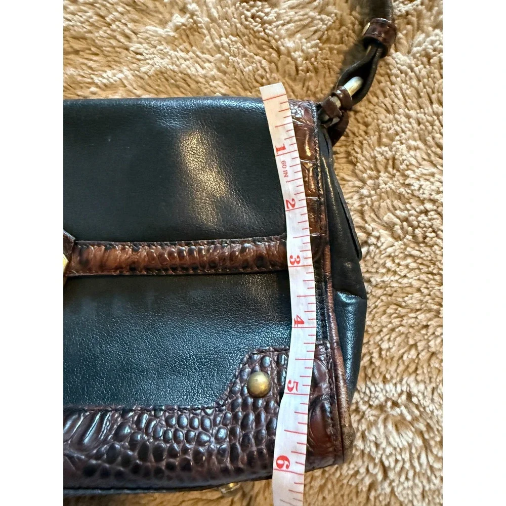 Brahmin turn bag classic